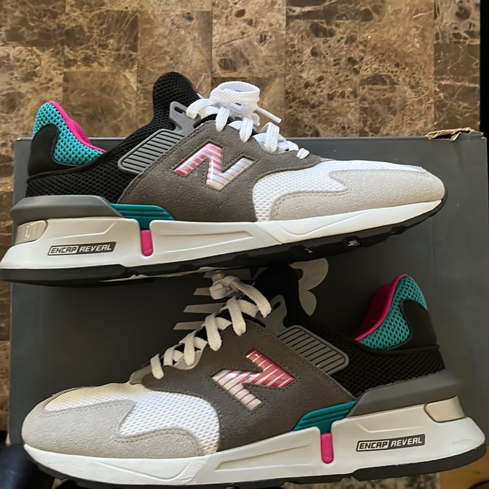 New Balance Mens Mode De Vie 997 S